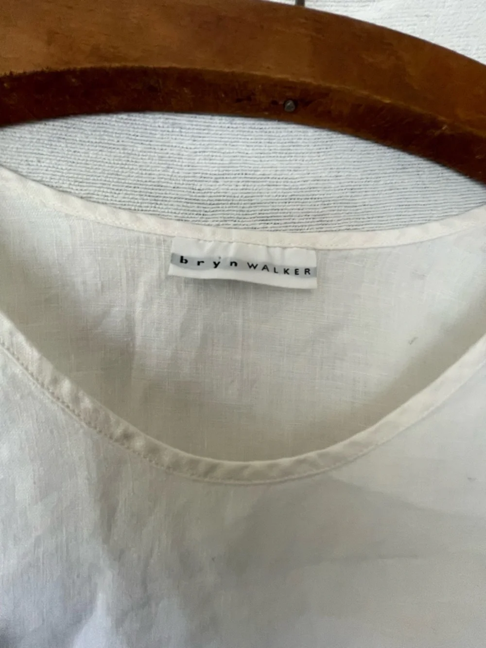 BRYN WALKER white new without tags  100% linen size L - Picture 4 of 7